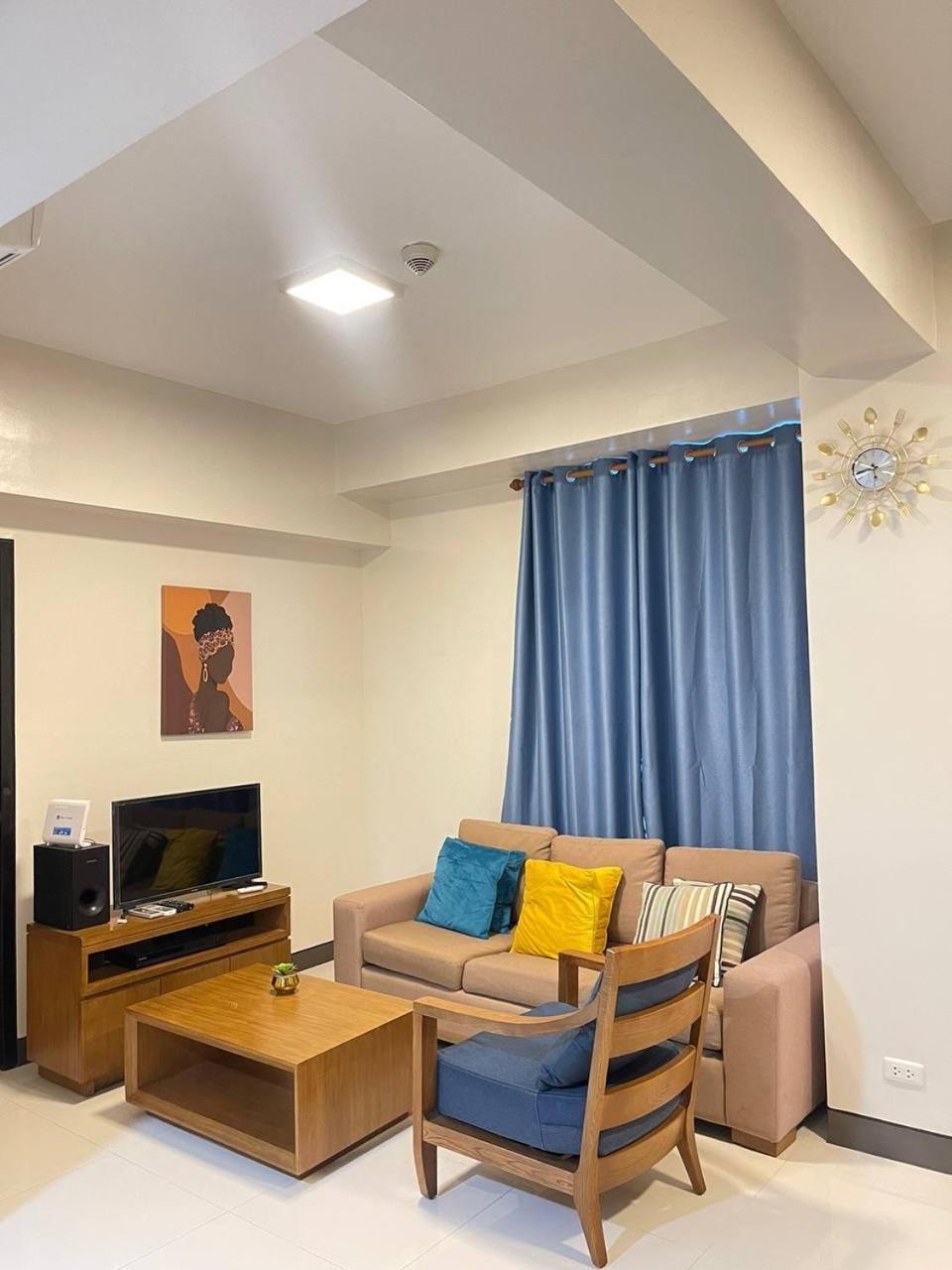 Mactan Newtown Condo With Pool Access Lapu-Lapu City Exterior foto