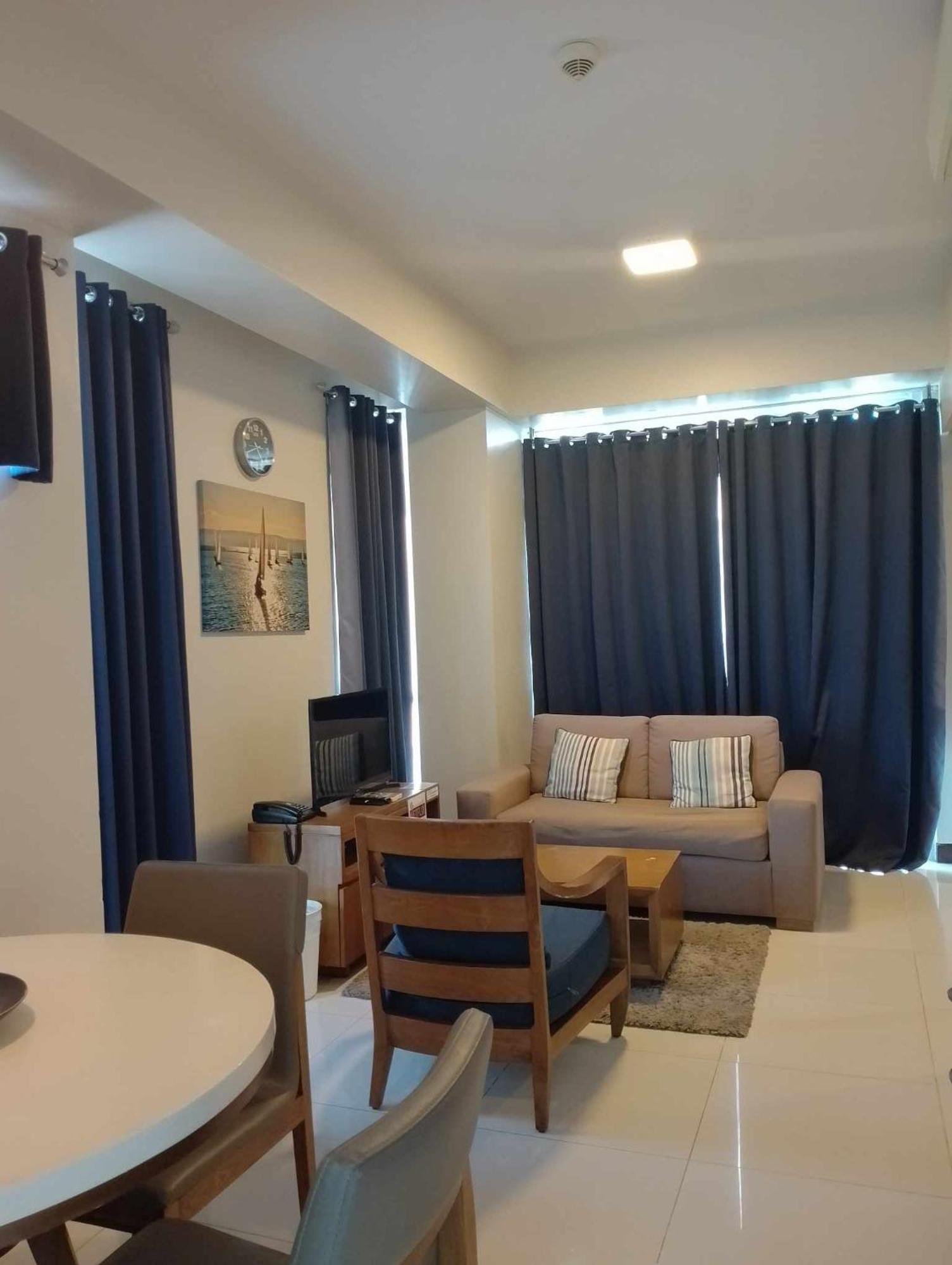 Mactan Newtown Condo With Pool Access Lapu-Lapu City Exterior foto