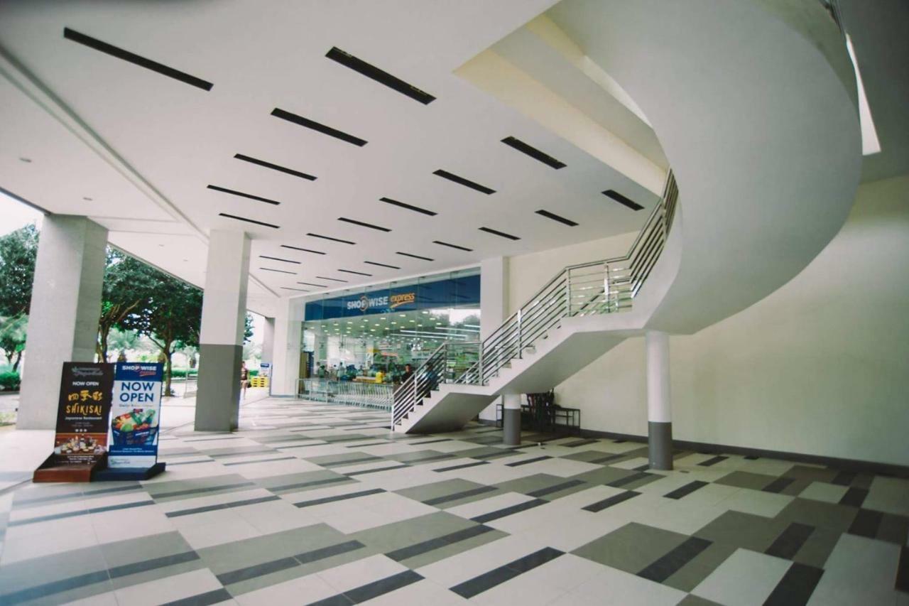 Mactan Newtown Condo With Pool Access Lapu-Lapu City Exterior foto